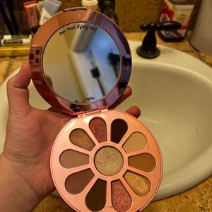 Tarte LIMITED EDITION pallet